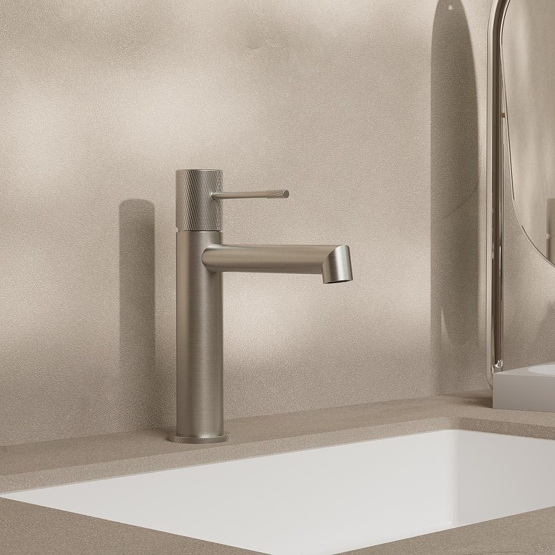 Смеситель для раковины Vincea Desire VBF-1D1BN