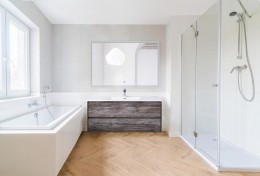 Зеркало BelBagno SPC-GRT-1200-800-LED-TCH-PHONE с подсветкой
