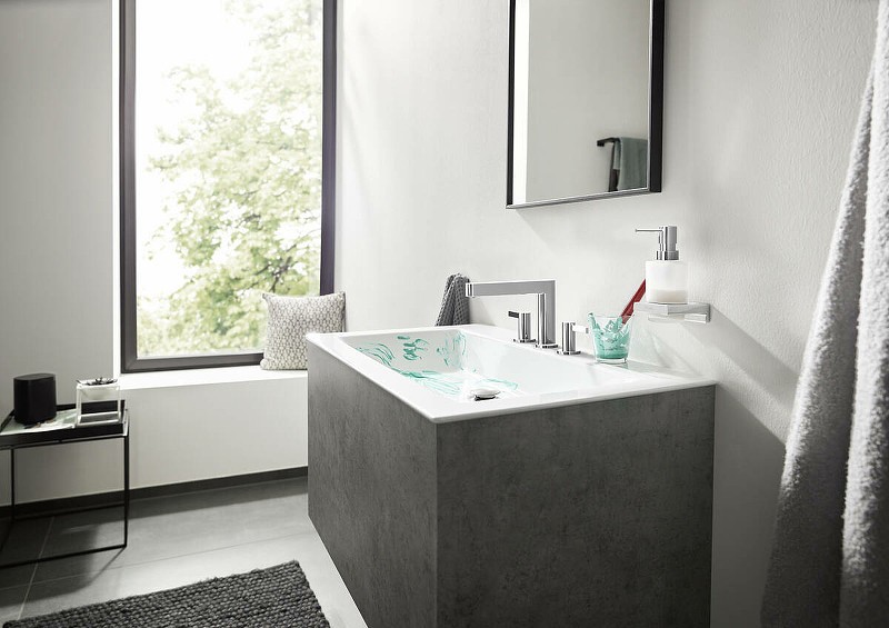 Дозатор для жидкого мыла Hansgrohe AddStoris 41745140 Шлифованная бронза