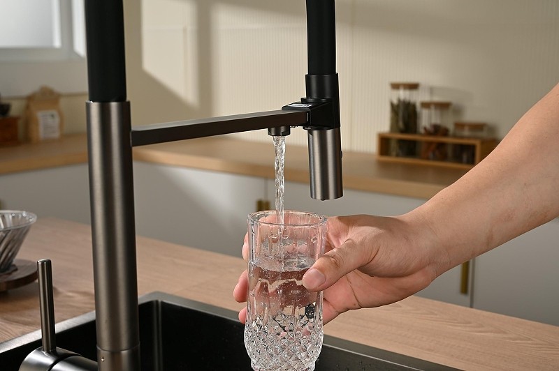 Смеситель для кухни Vincea VKF-120GM