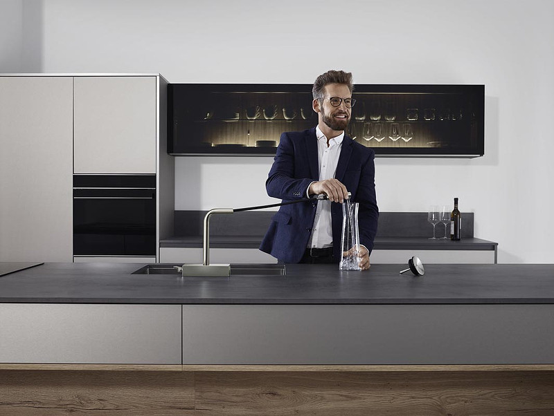 Смеситель для кухни Hansgrohe Aquno Select M81 73830800