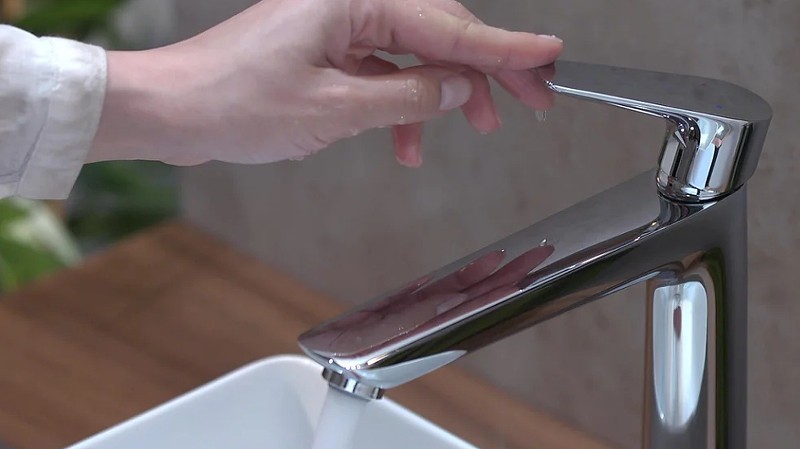 Смеситель для раковины Hansgrohe Talis E 71717000 Хром