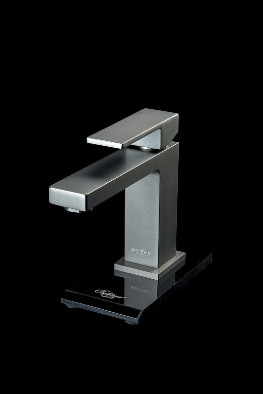 Смеситель для раковины Boheme Qubic 471-GM