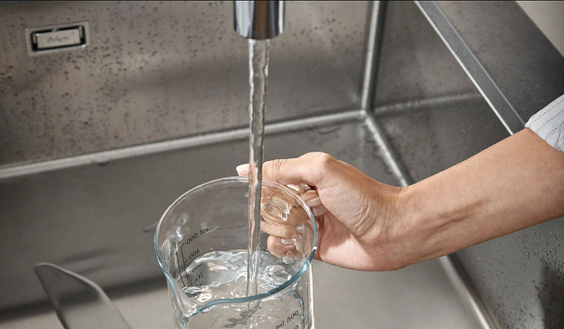 Смеситель для кухни Hansgrohe Talis S 72815800