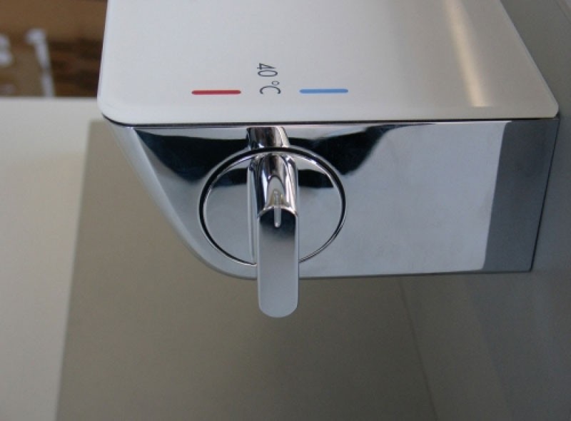 Смеситель для ванны Hansgrohe Ecostat Select 13141400 с термостатом Хром Белый