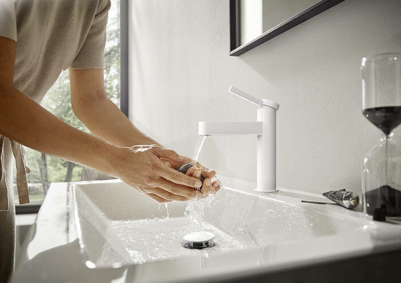 Смеситель для раковины Hansgrohe Finoris 76010700
