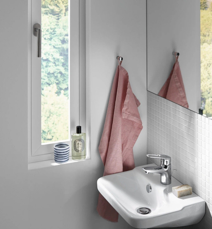 Смеситель для раковины Hansgrohe Novus Loop 71080000 Хром