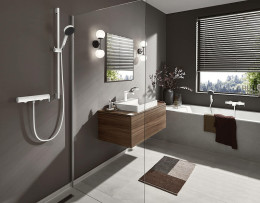 Смеситель для ванны Hansgrohe Vivenis 75420700 белый матовый