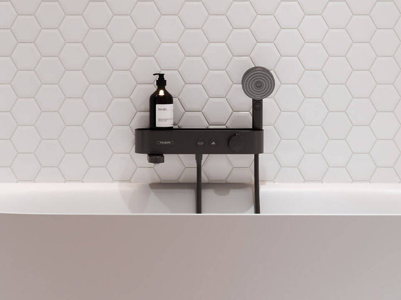 Смеситель для ванны Hansgrohe ShowerTabletSelect 400 24340670 с термостатом черный матовый