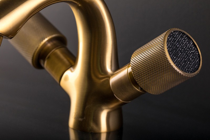 Смеситель для раковины Boheme Royal Cristal 311-Royal/CRSTBlack