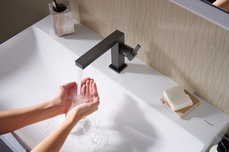 Смеситель для раковины Hansgrohe Tecturis E 73020670 черный матовый
